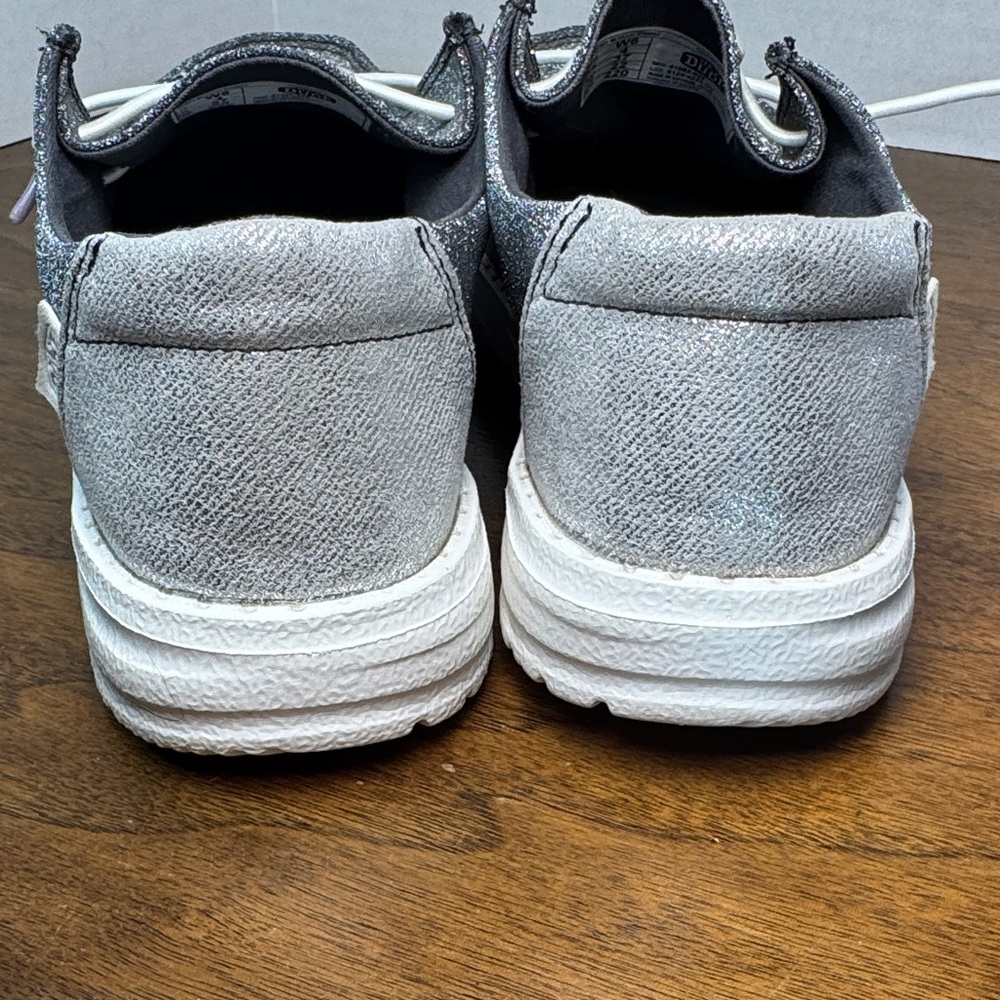 Hey Dude Womens Wendy Metallic Silver Sparkle Slip-on Shoes, Charcoal sz 6 - Picture 5 of 14